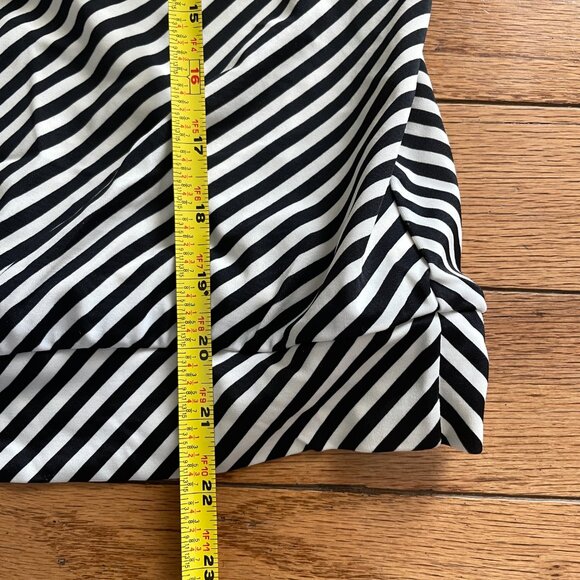 ATHLETA 34 B/C Slash Stripe Blousy Tankini Swim Top Black White Striped Tank - Picture 4 of 6